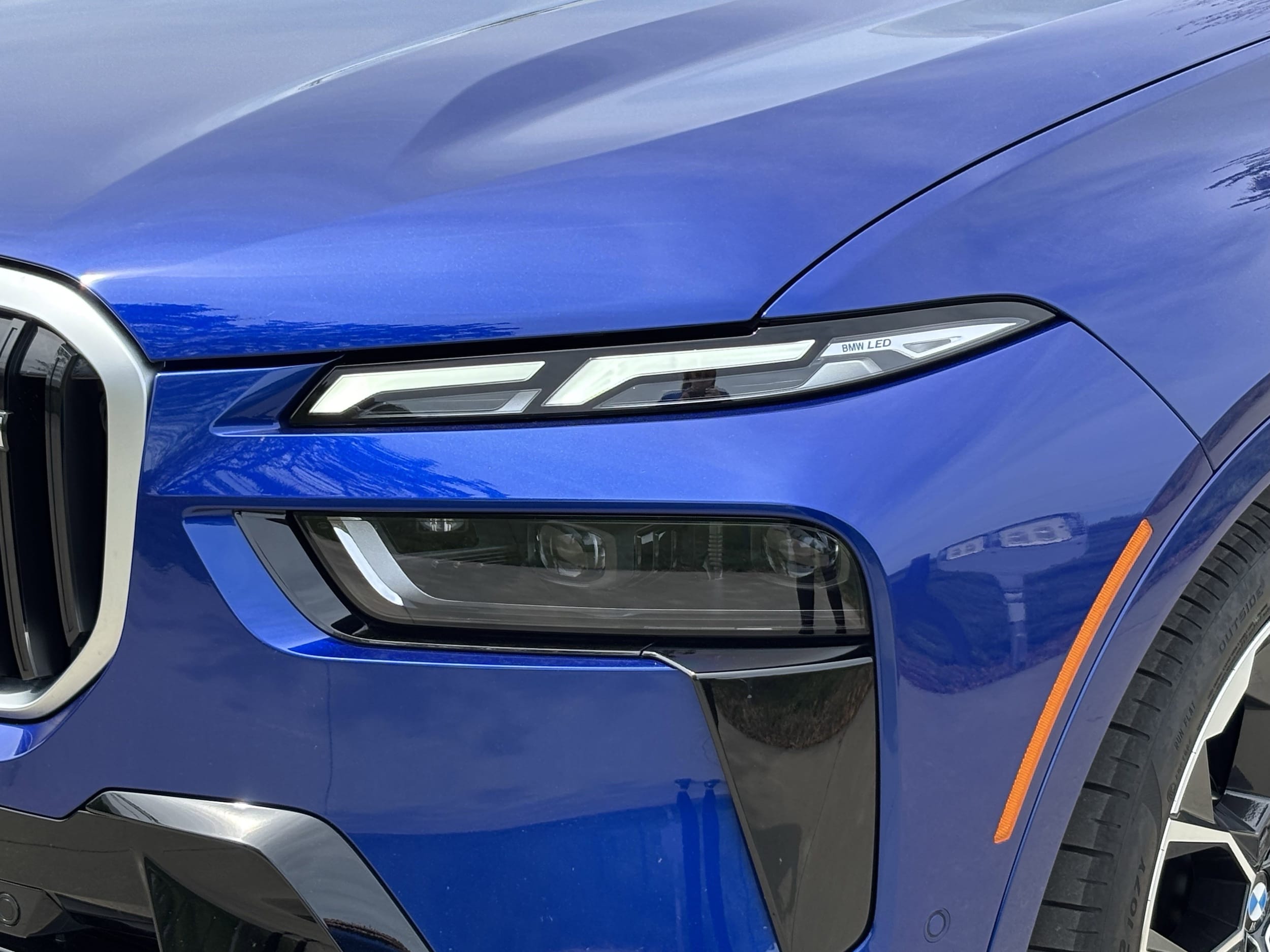 2026 BMW X7 M60i photo 5