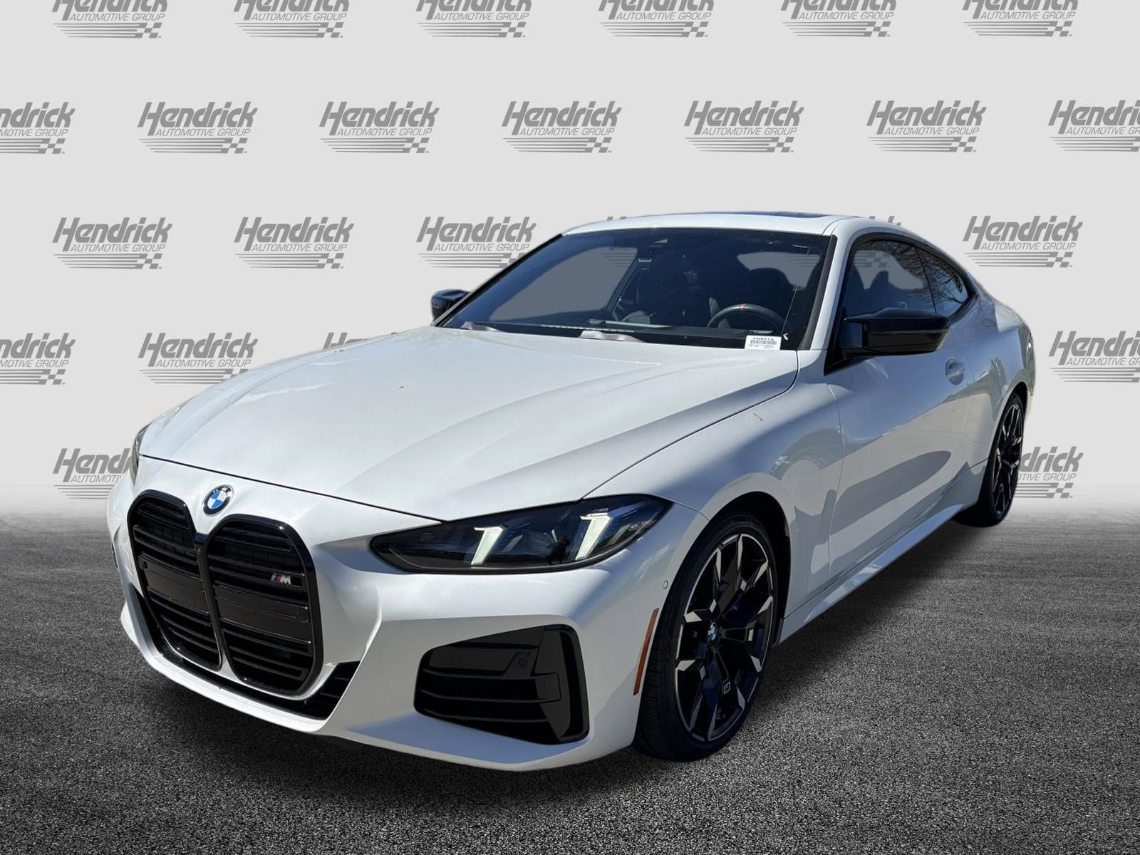2025 BMW 4 Series M440i photo 4