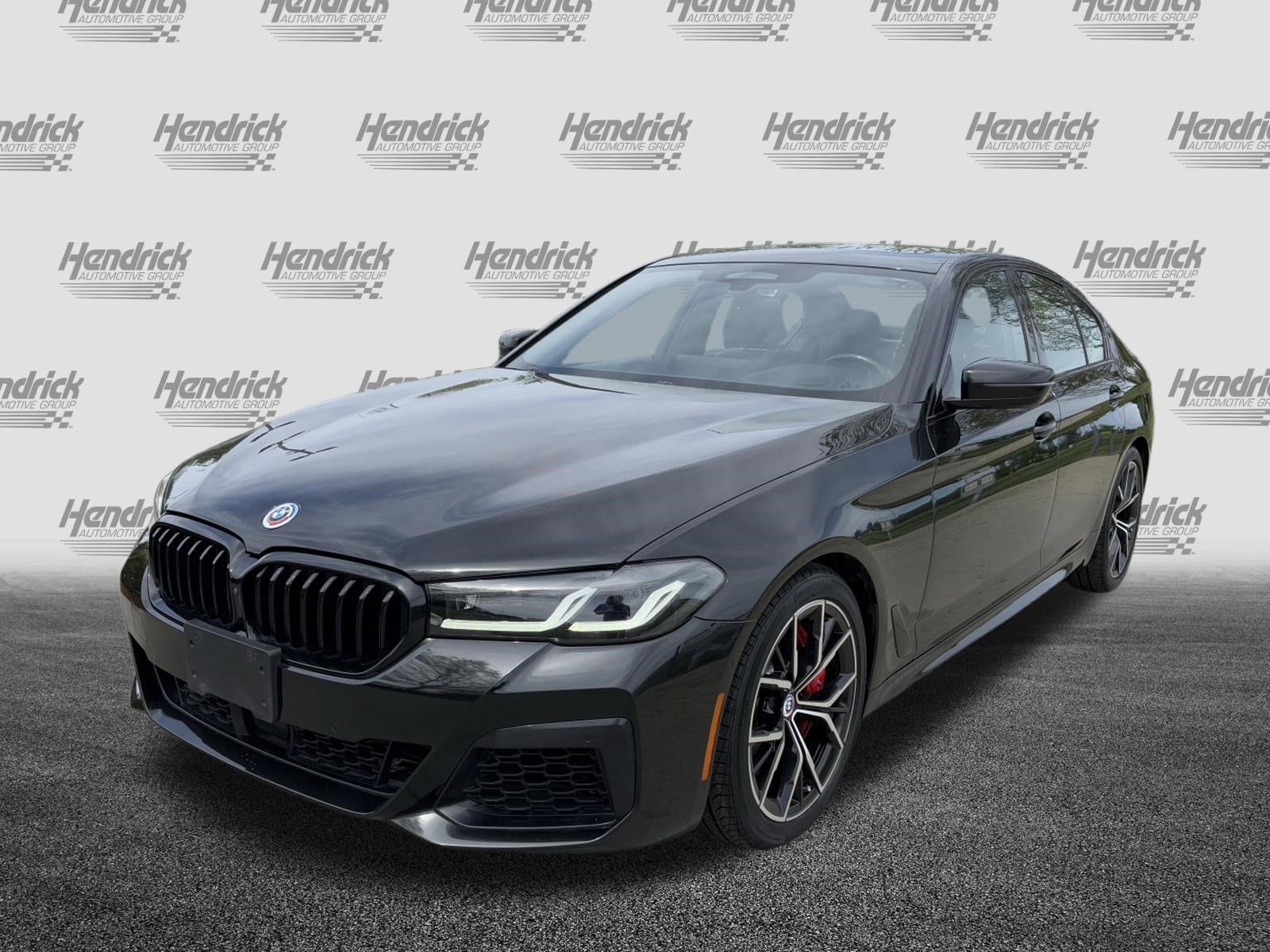 2023 BMW 5 Series M550i xDrive photo 6