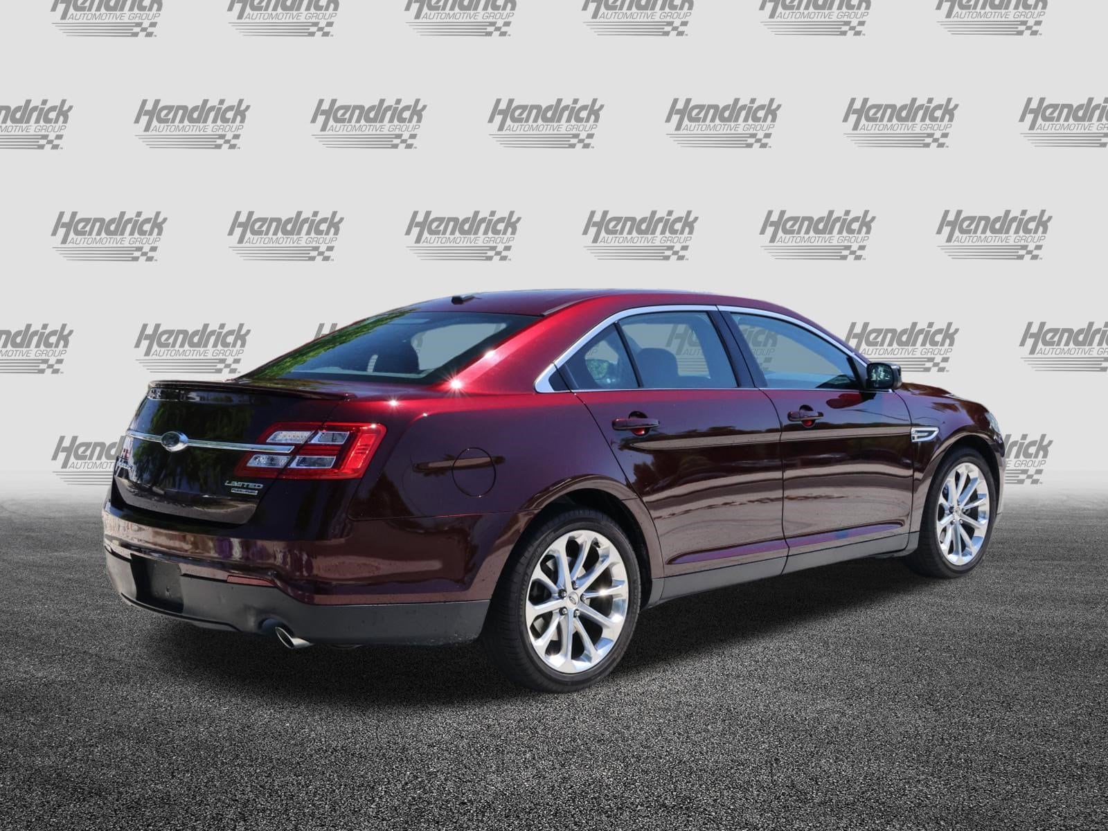 2018 Ford Taurus Limited photo 3