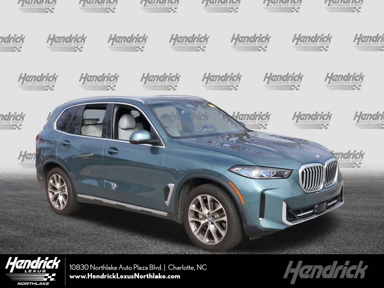 2024 BMW X5 40i's photo