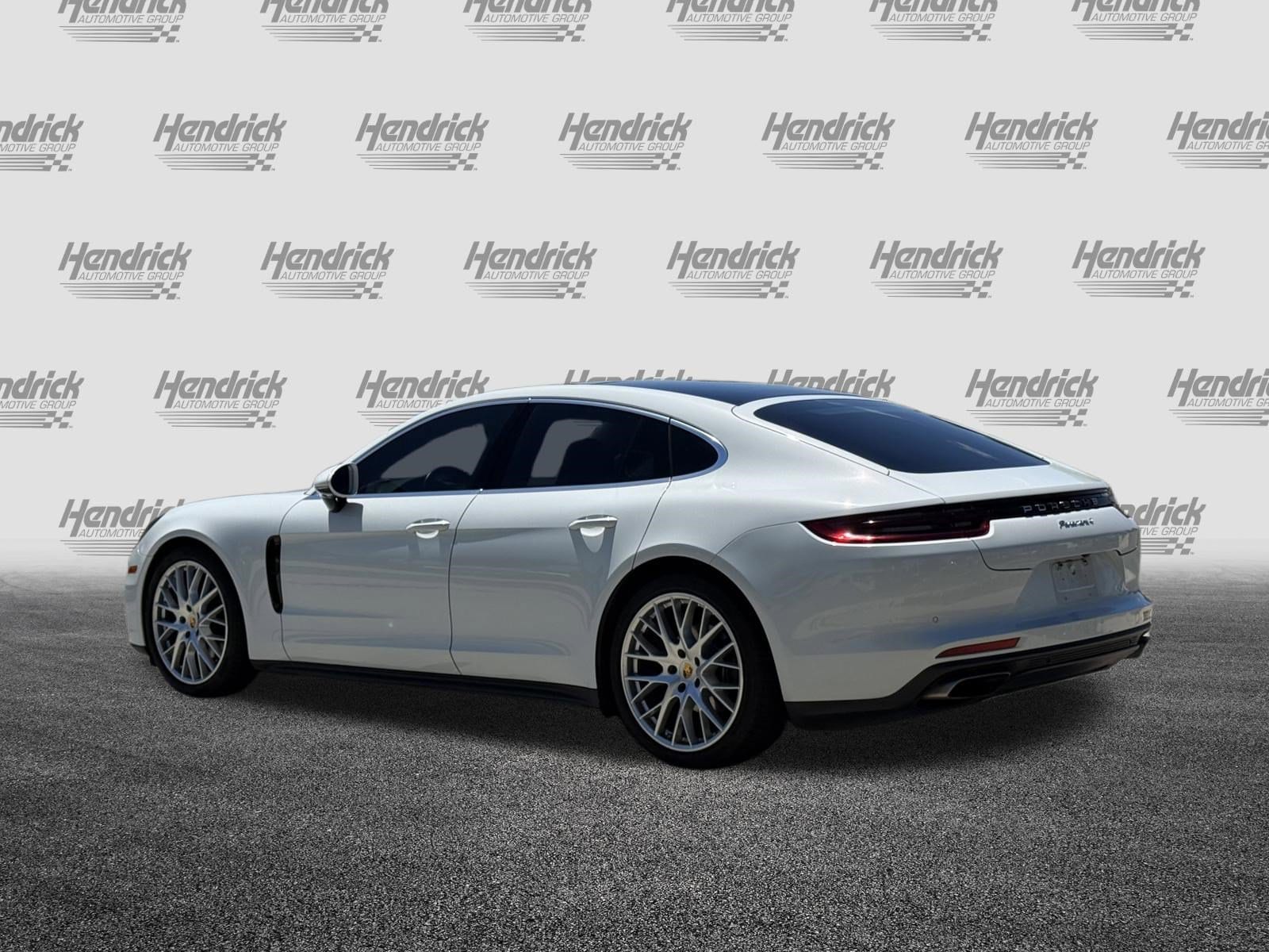 2018 Porsche Panamera 4S photo 5