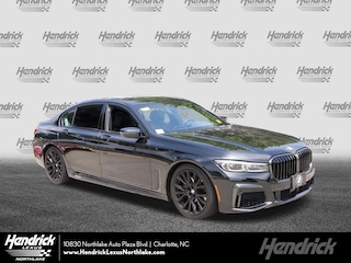 2022 BMW 7 Series 740i Sedan