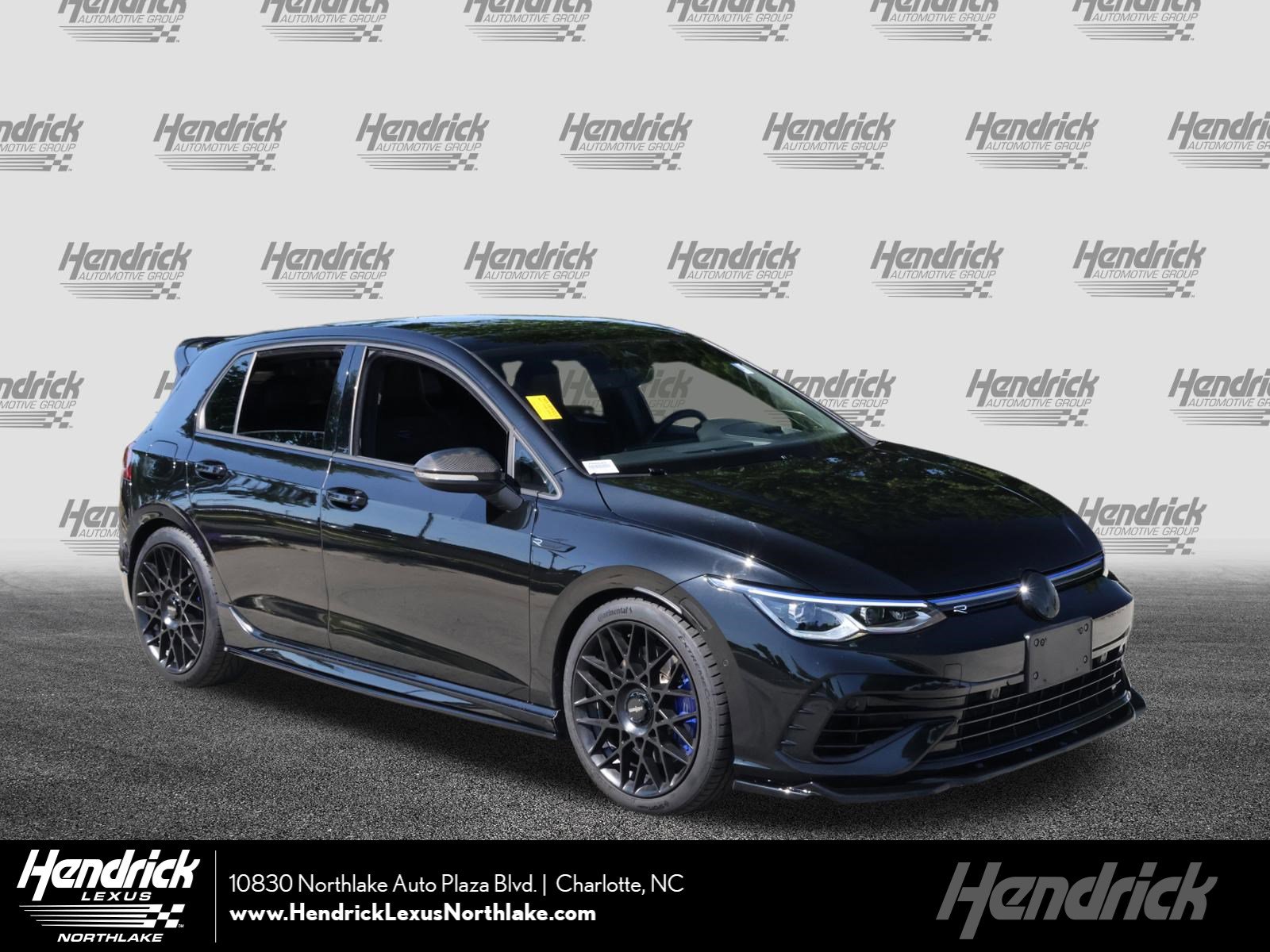 2024 Volkswagen Golf R Golf R 4-door DSG's photo