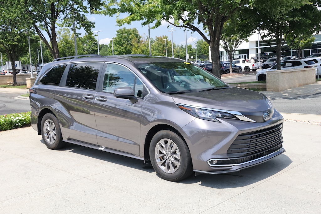 Used 2024 Toyota Sienna XLE Van Passenger Van