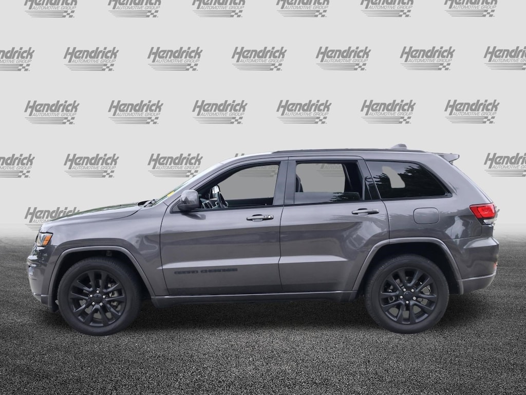 Used 2018 Jeep Grand Cherokee Altitude SUV