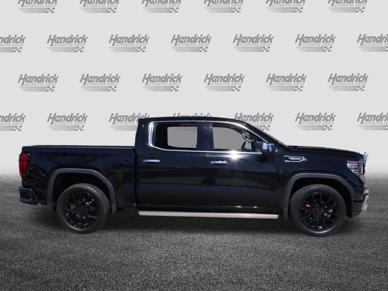 2023 GMC Sierra 1500 Denali photo 3