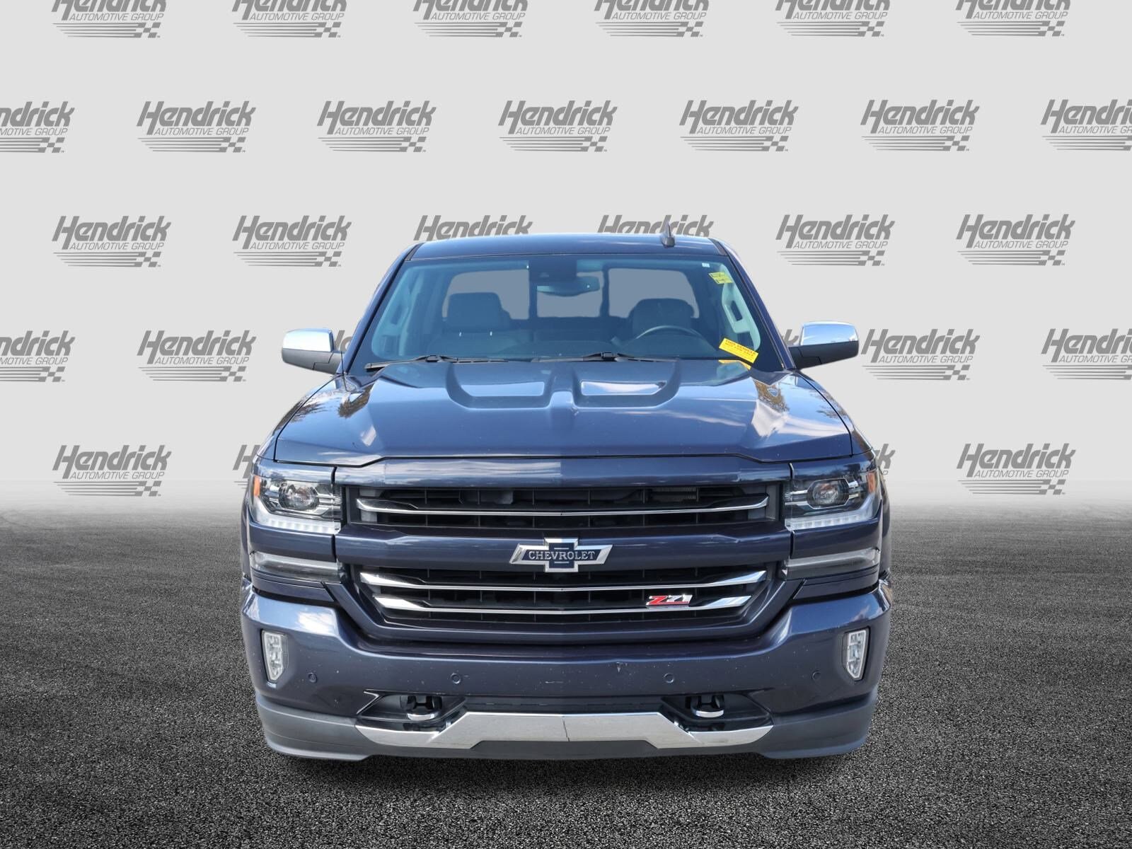 2018 Chevrolet Silverado 1500 LTZ photo 2