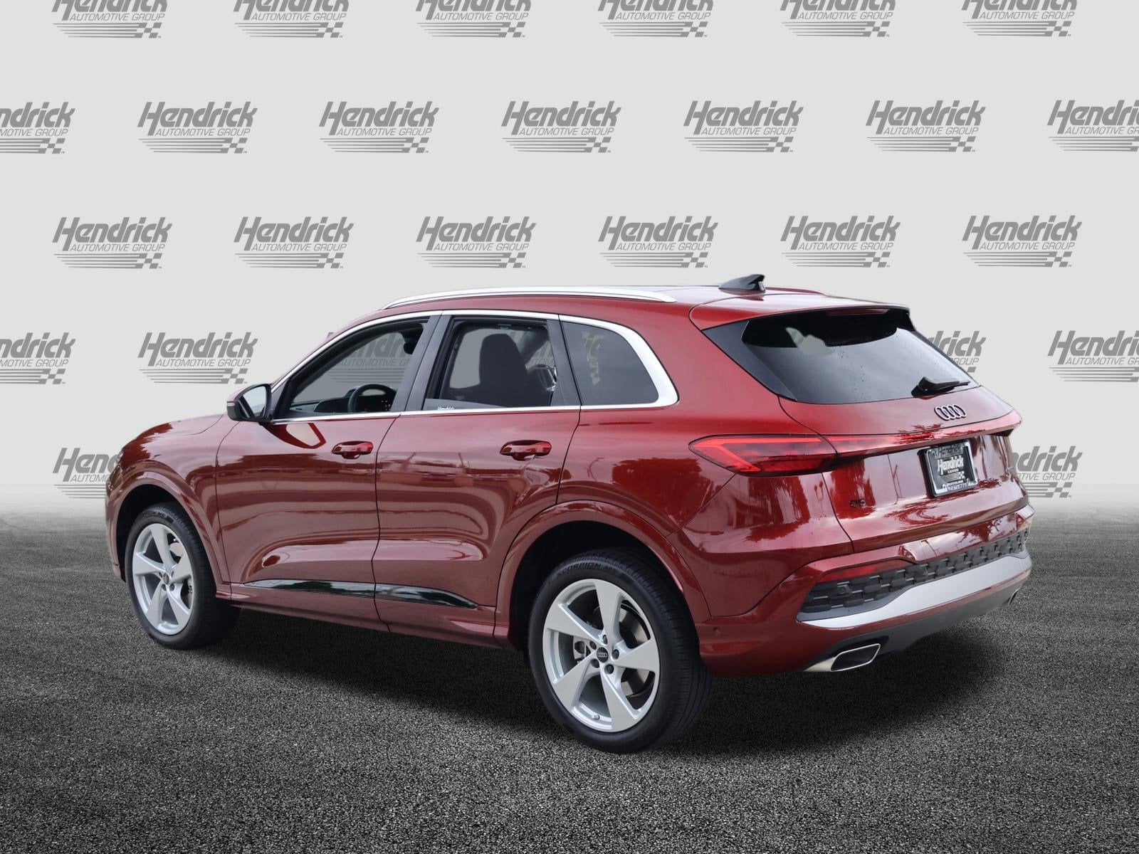 2025 Audi Q5 Premium Plus photo 4