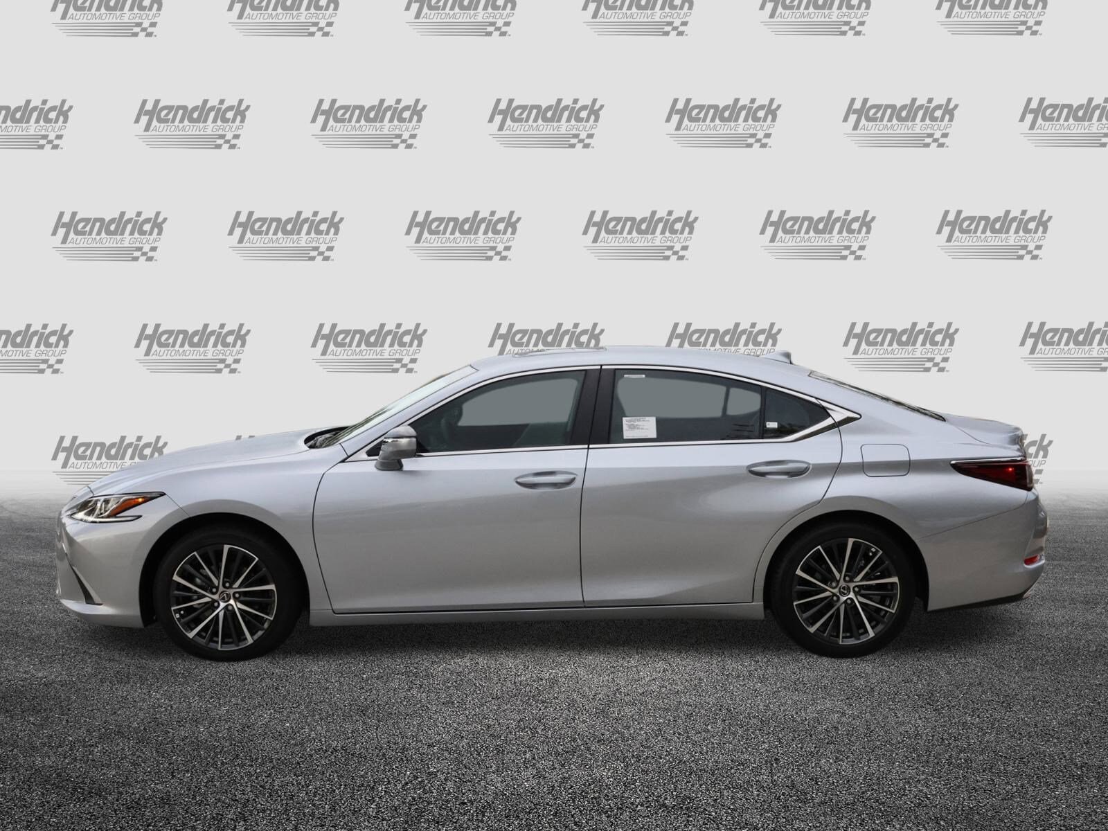 2025 Lexus ES 350 photo 4