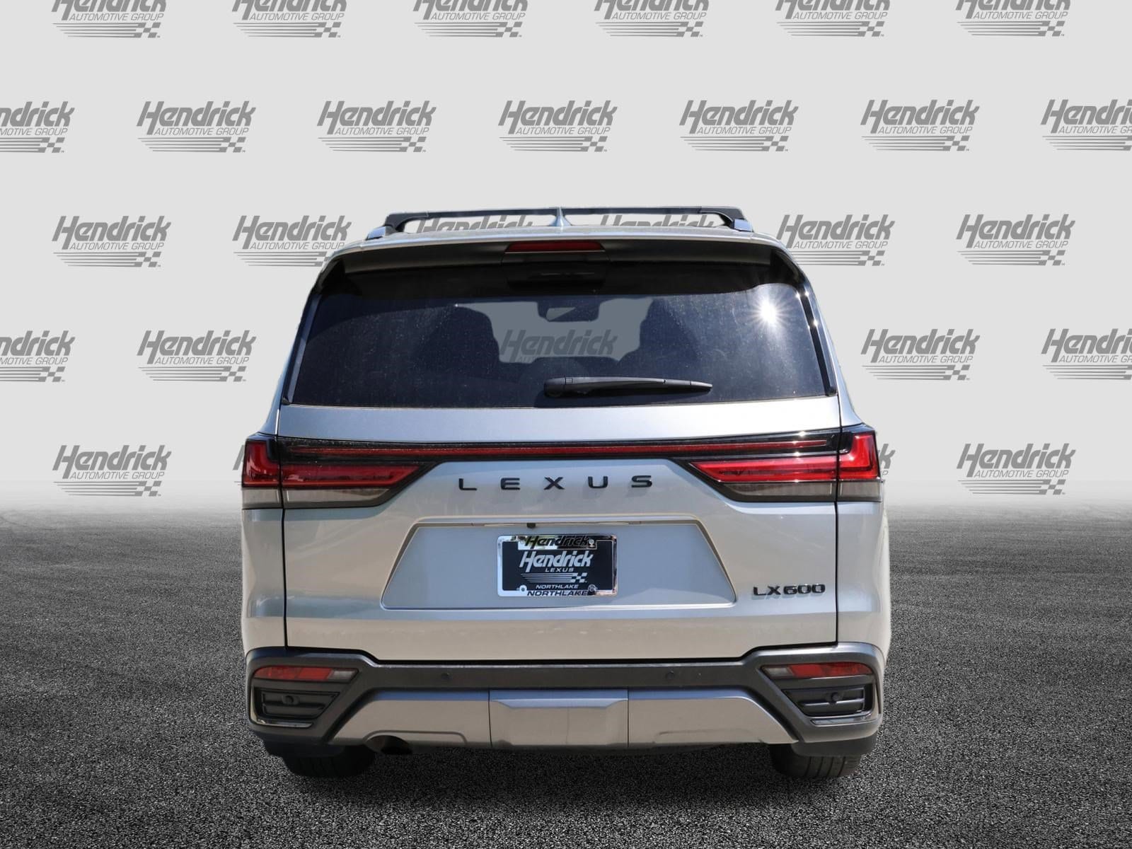 2022 LEXUS LX 600 Luxury photo 6