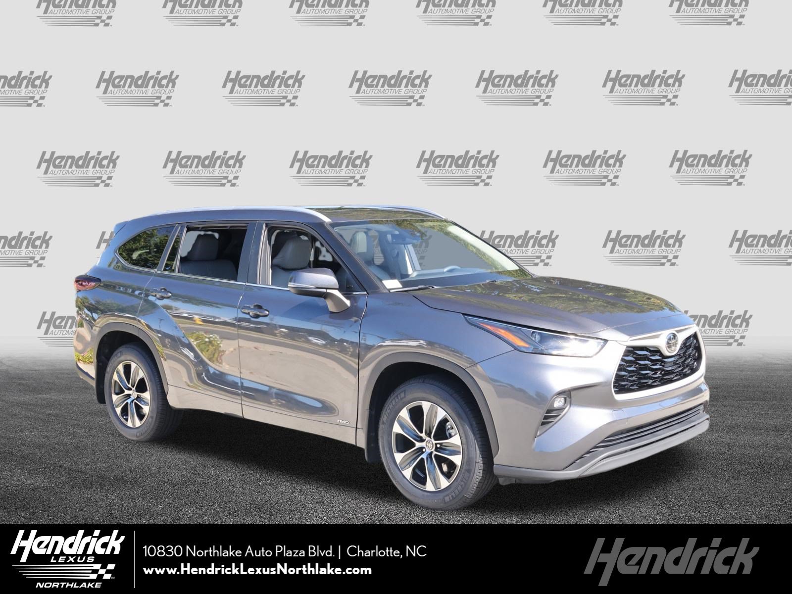 2025 Toyota Highlander XLE
