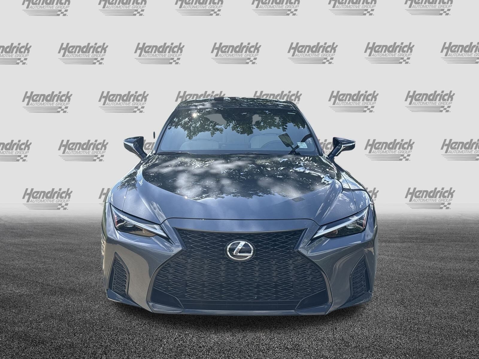 2022 Lexus IS 350 F SPORT photo 3
