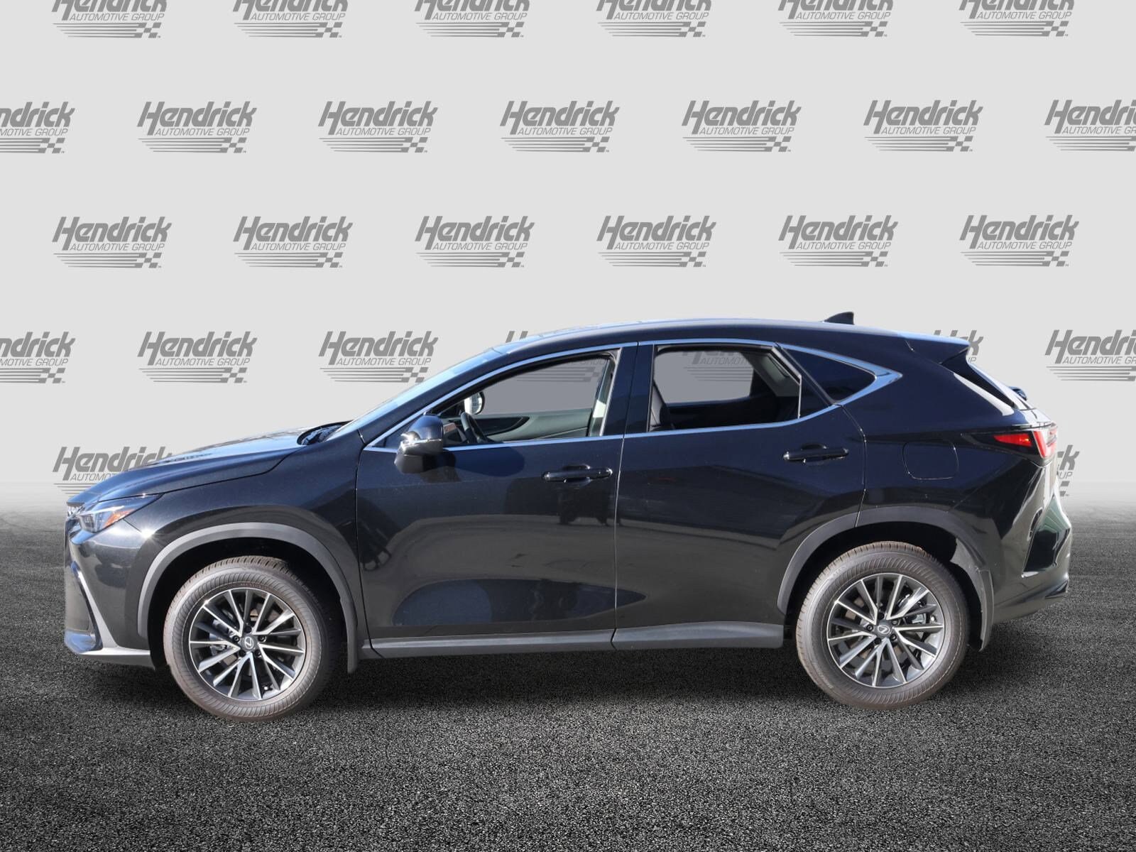 2026 Lexus NX 350 AWD photo 4