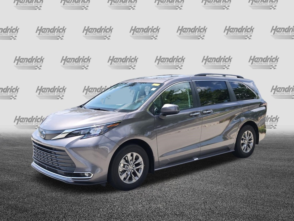 Used 2024 Toyota Sienna XLE Van Passenger Van