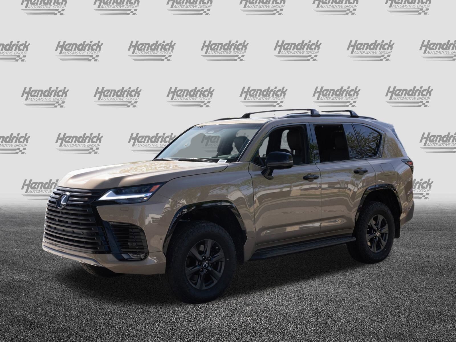 2025 Lexus LX photo 4