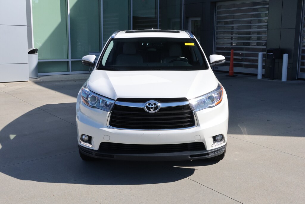Used 2015 Toyota Highlander Limited SUV