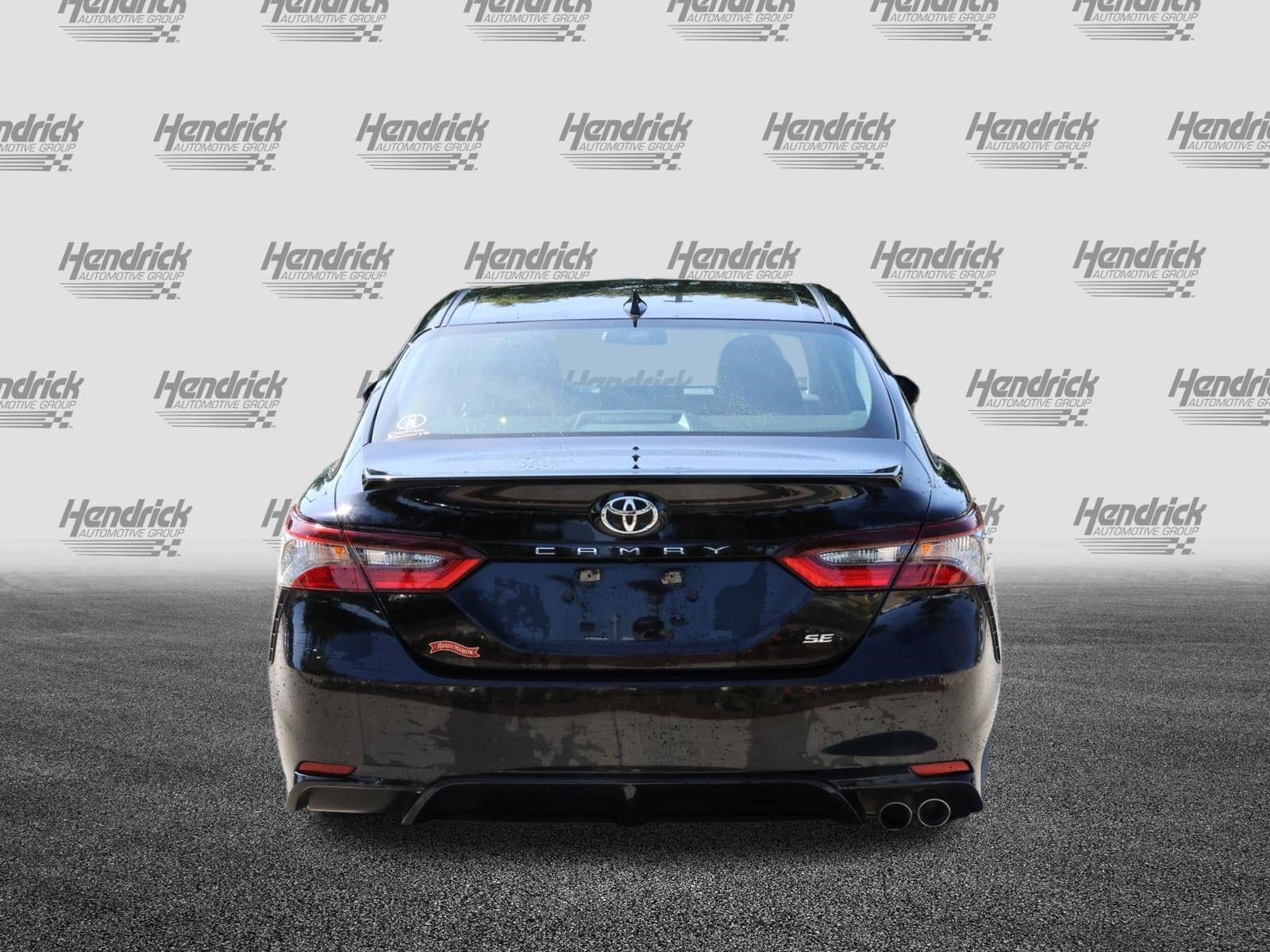 2022 Toyota Camry SE photo 6