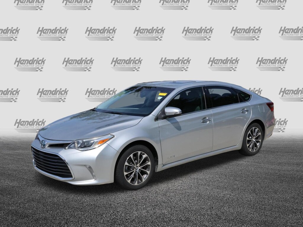 Used 2018 Toyota Avalon Hybrid XLE Premium Sedan