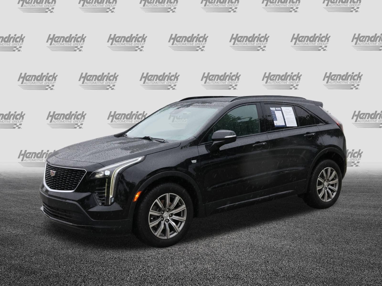 2022 Cadillac XT4 Sport photo 3