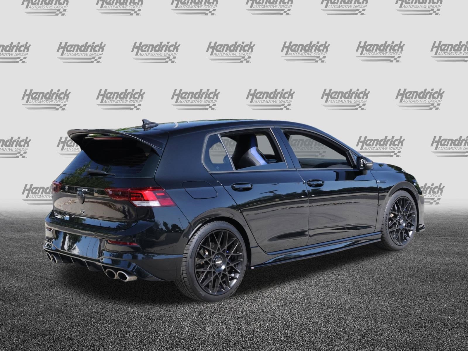 2024 Volkswagen Golf R photo 6