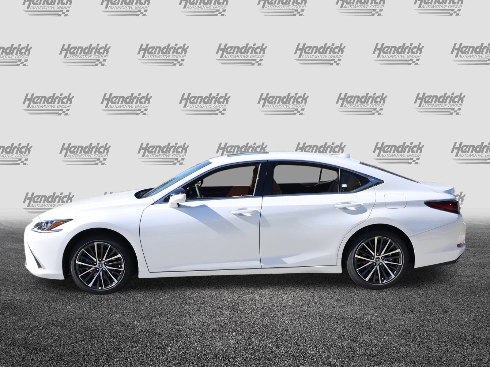 2025 Lexus ES 350 photo 4