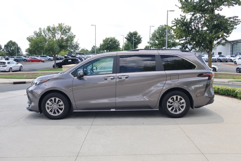 Used 2024 Toyota Sienna XLE Van Passenger Van