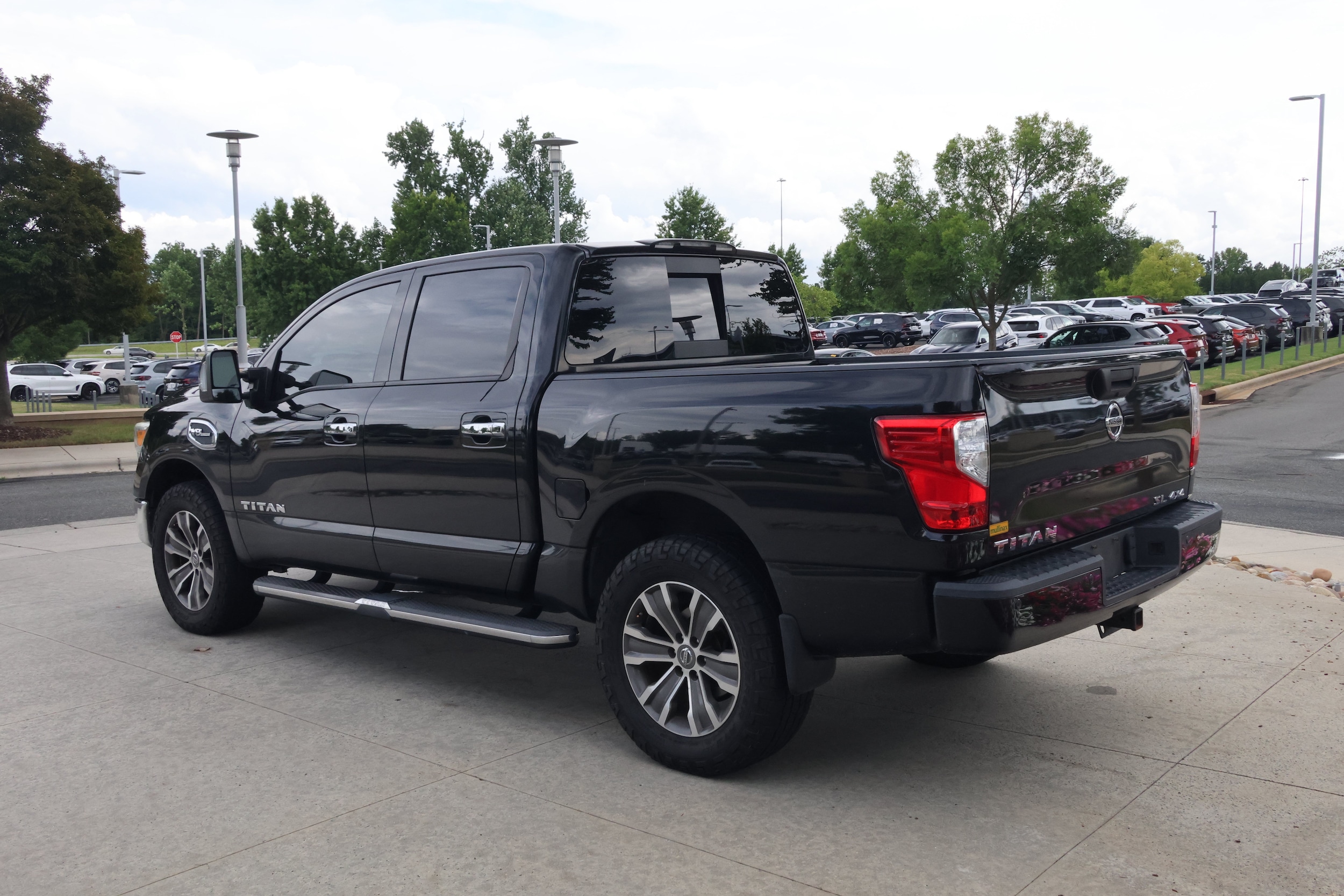 Nissan Titan SL 4x4 Crew Cab