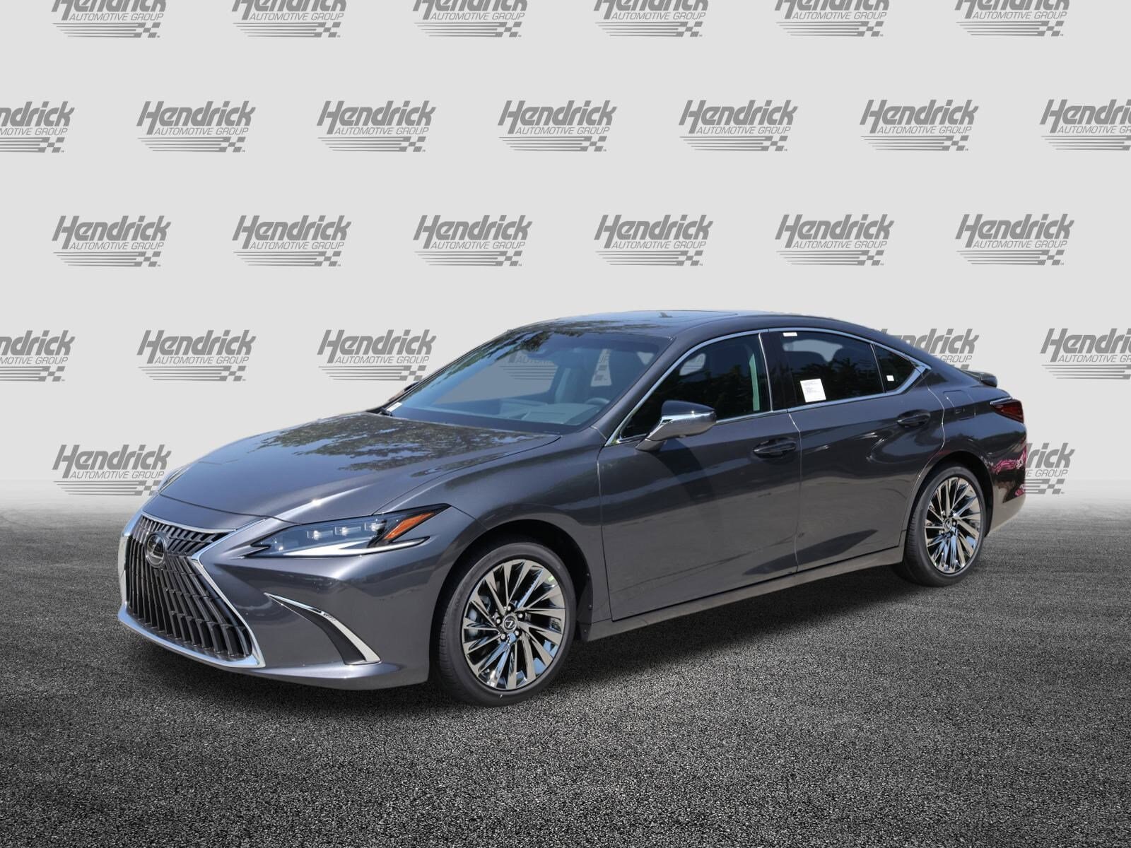 2025 Lexus ES 300h Ultra Luxury photo 4