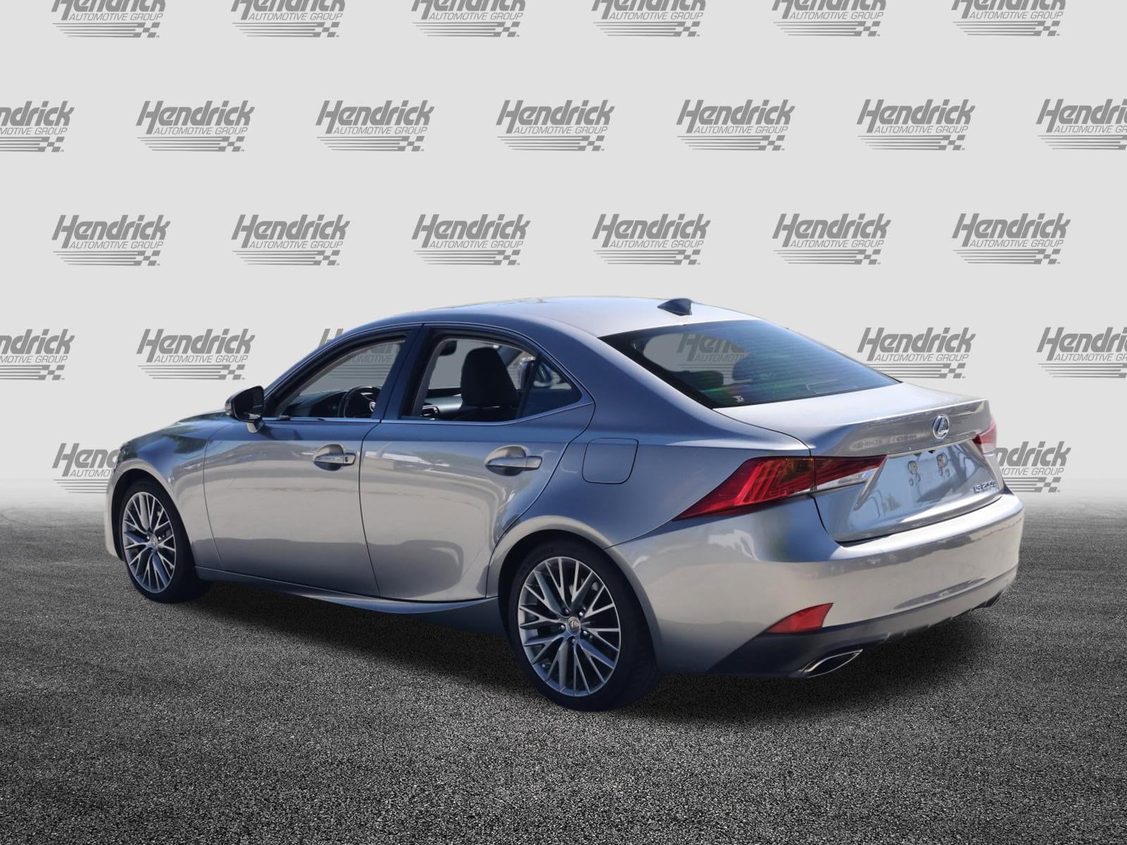 2017 LEXUS IS Turbo photo 5