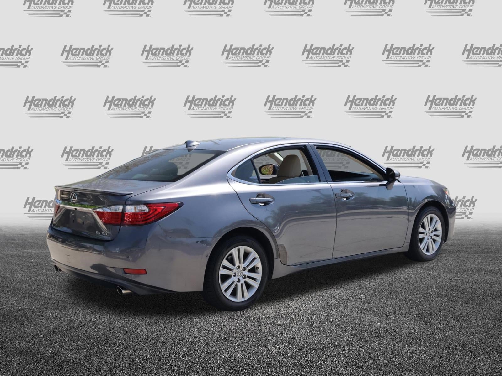 2015 LEXUS ES 350 photo 3