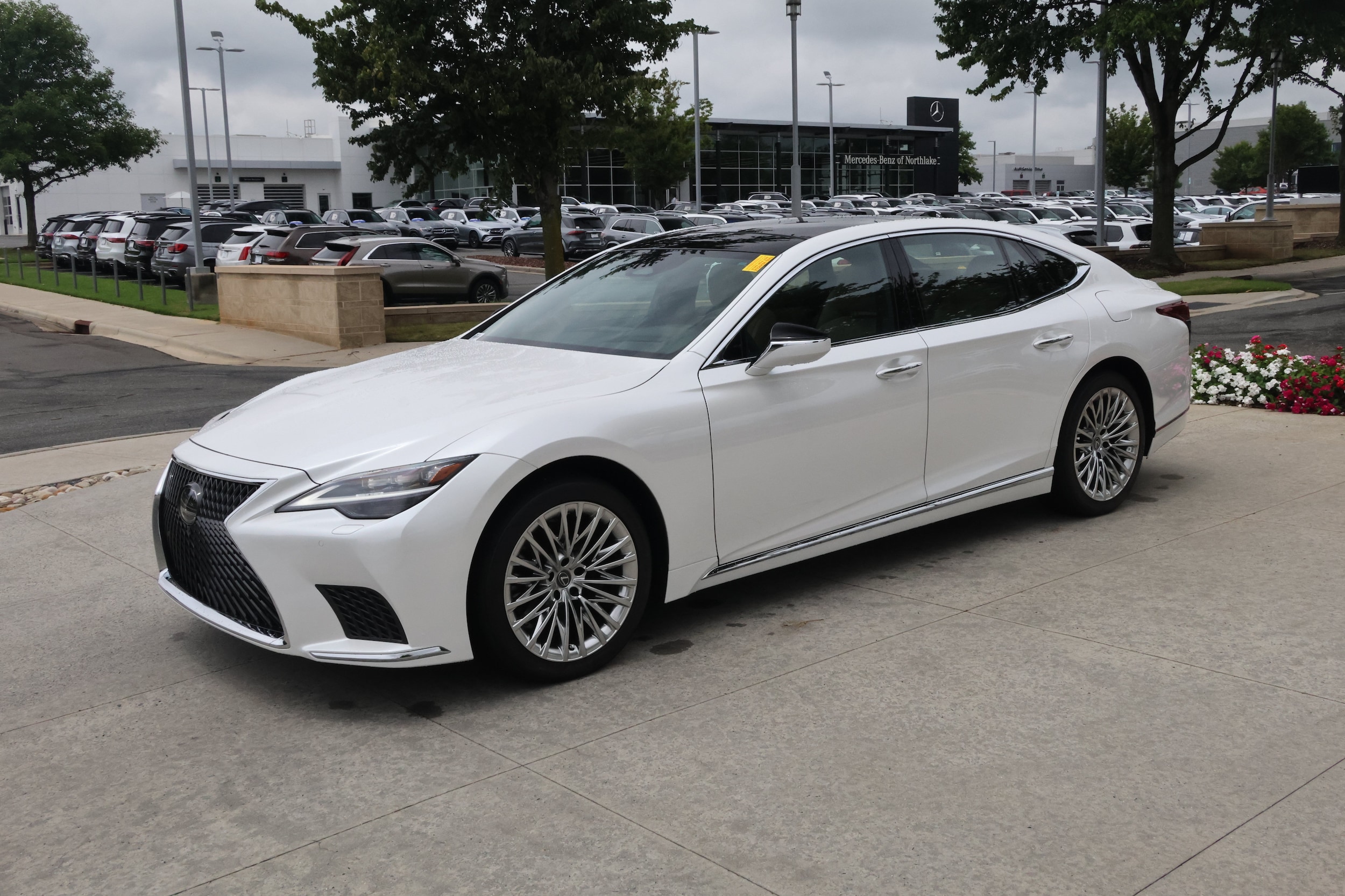 LEXUS LS 500