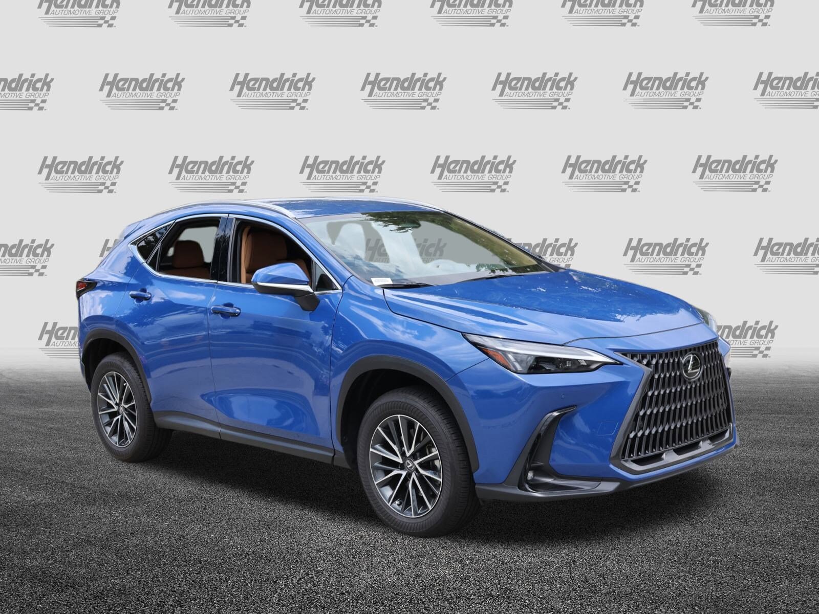 2025 Lexus NX 250 photo 2