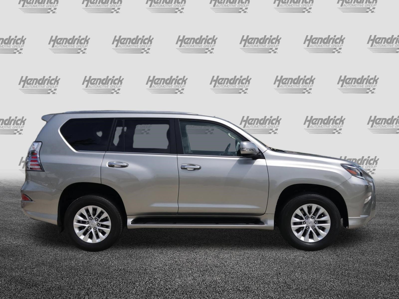 2023 LEXUS GX 460 Premium photo 3