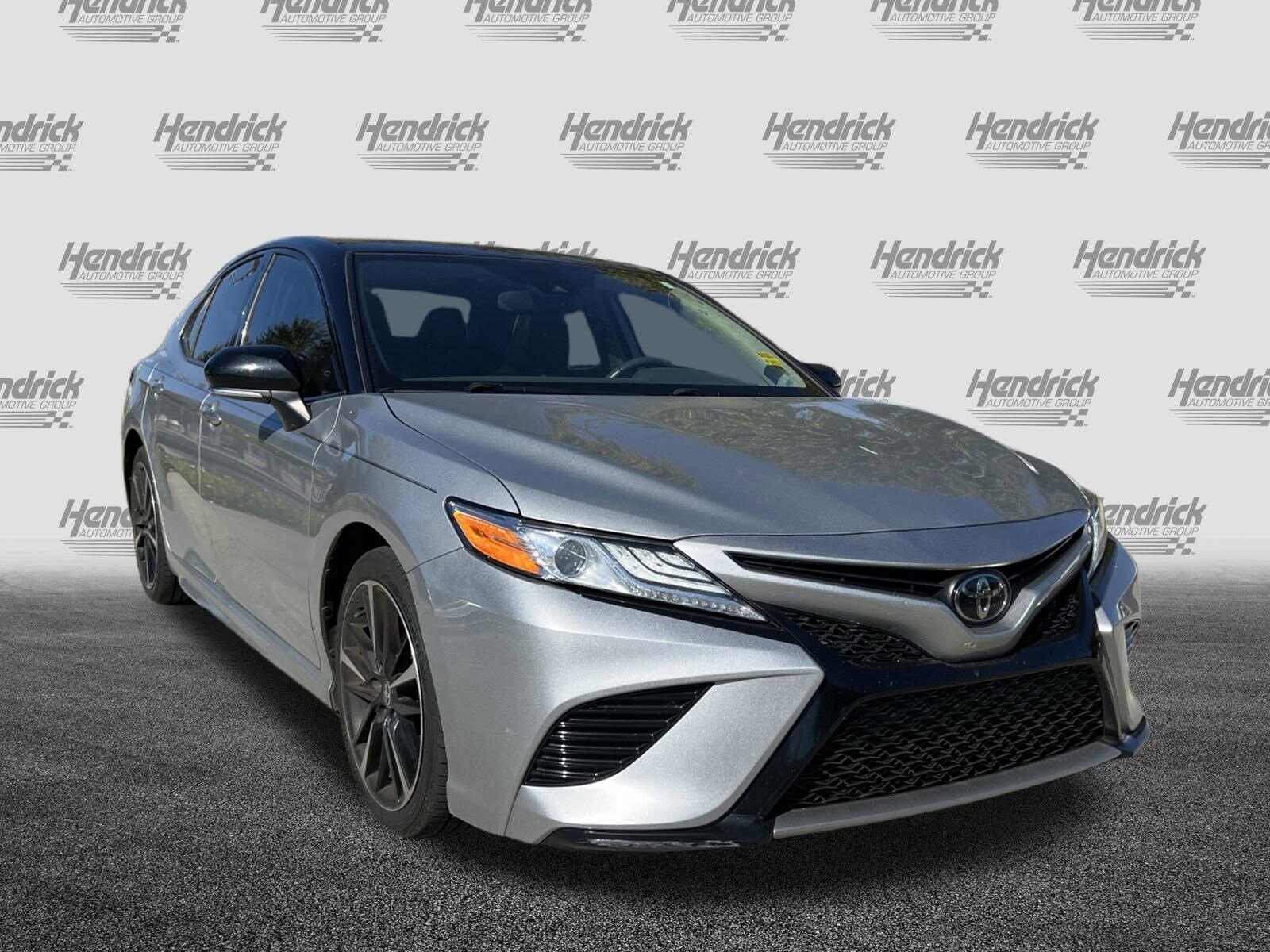 2020 Toyota Camry XSE photo 2
