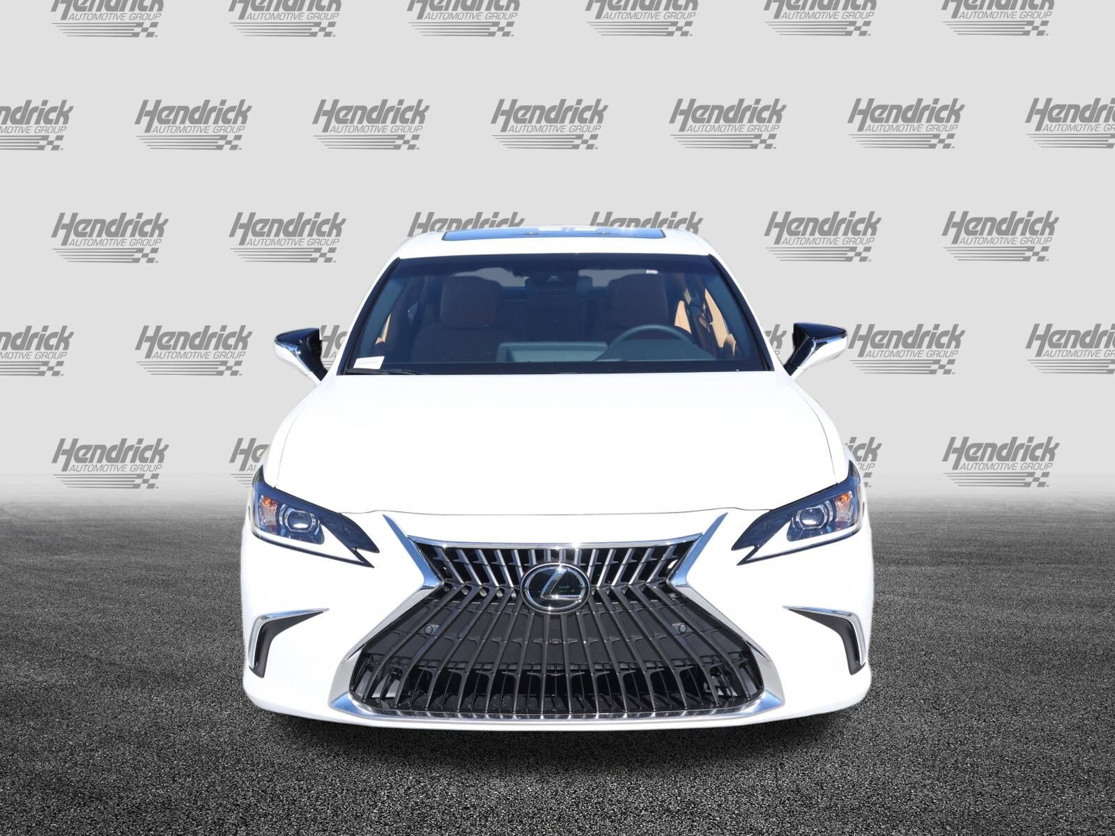 2025 Lexus ES 350 photo 2