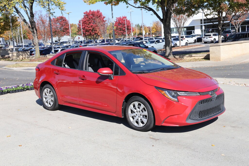 Used 2021 Toyota Corolla LE Sedan