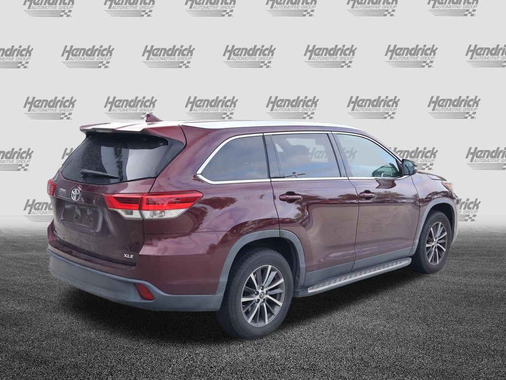 Used 2019 Toyota Highlander XLE SUV