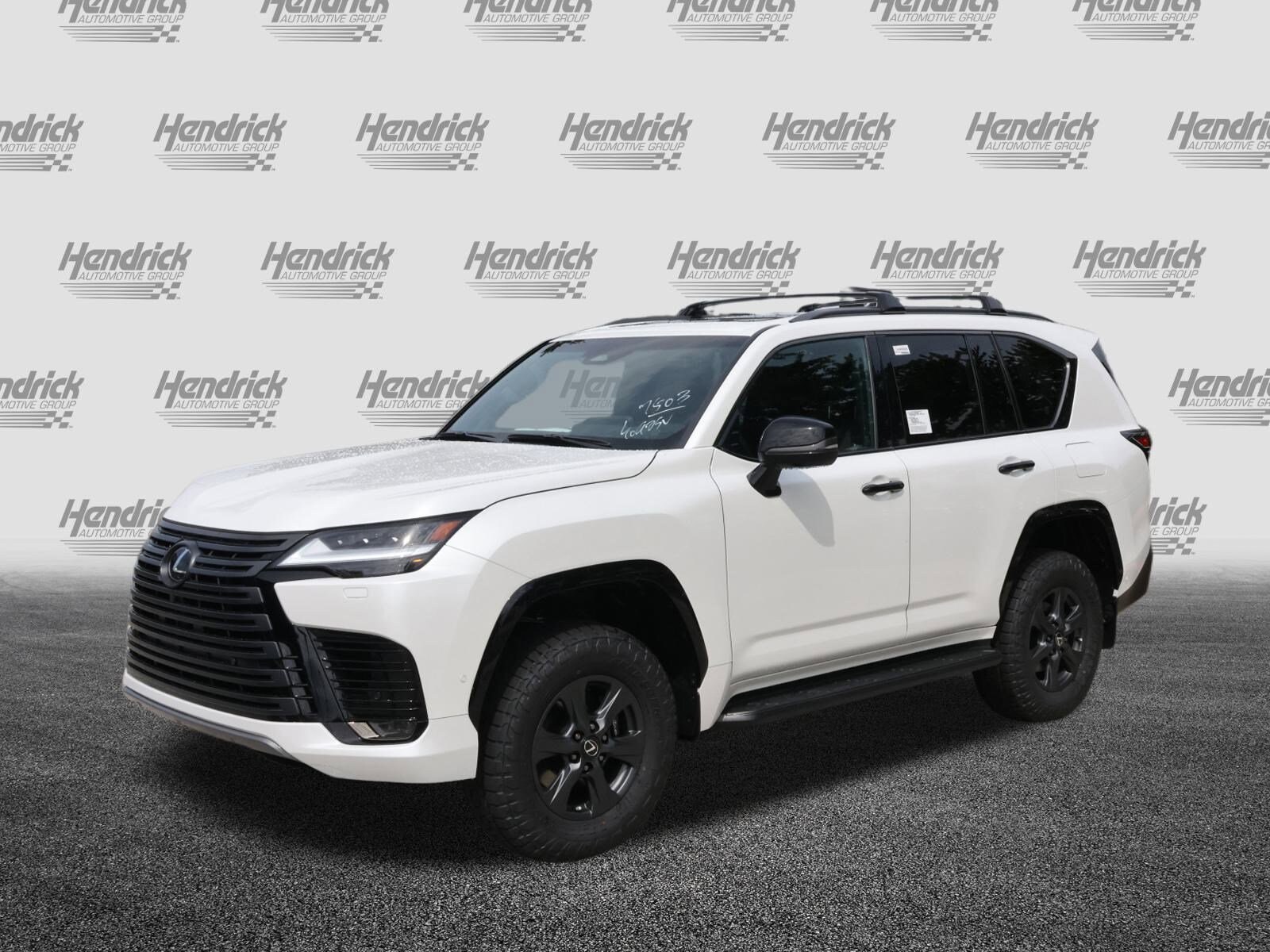 2025 Lexus LX photo 2