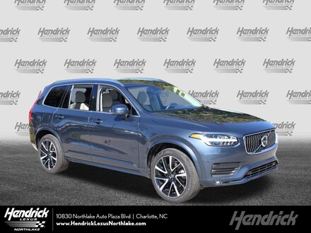 2022 Volvo XC90 Momentum SUV