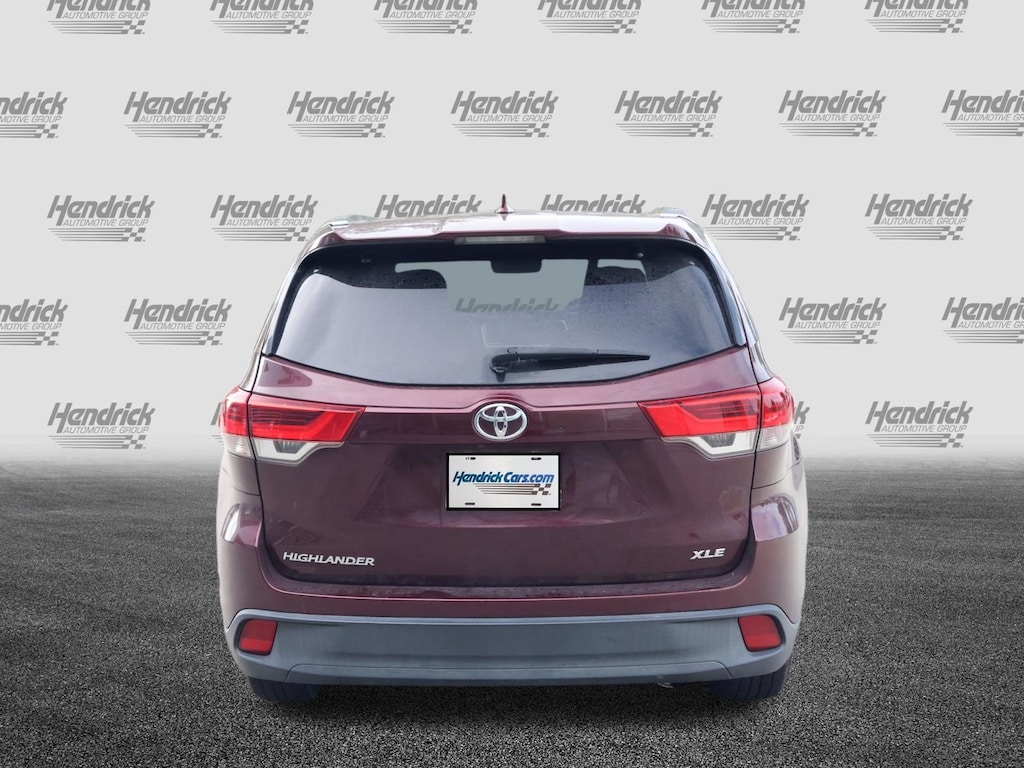 Used 2019 Toyota Highlander XLE SUV