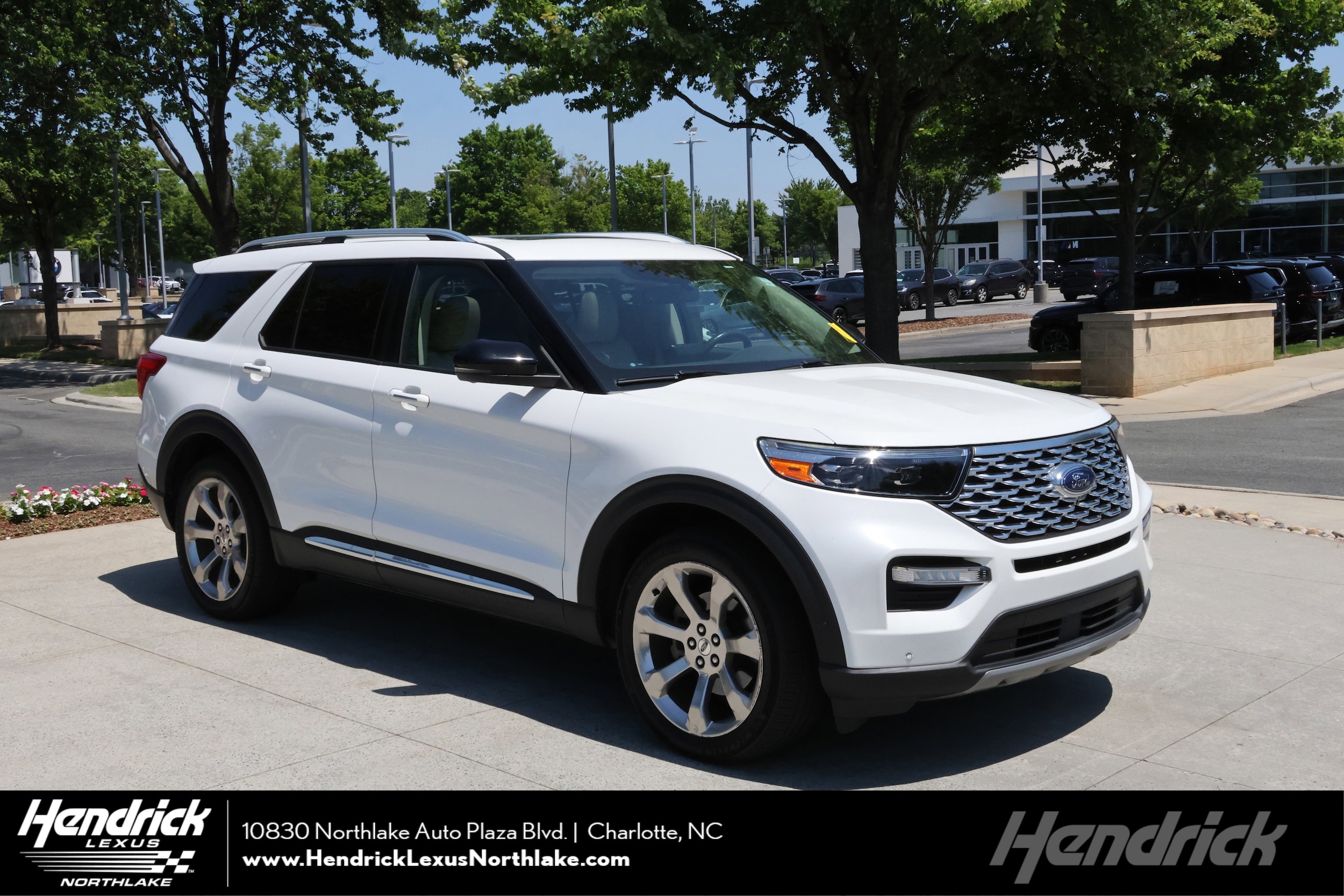 2020 Ford Explorer Platinum 4WD's photo