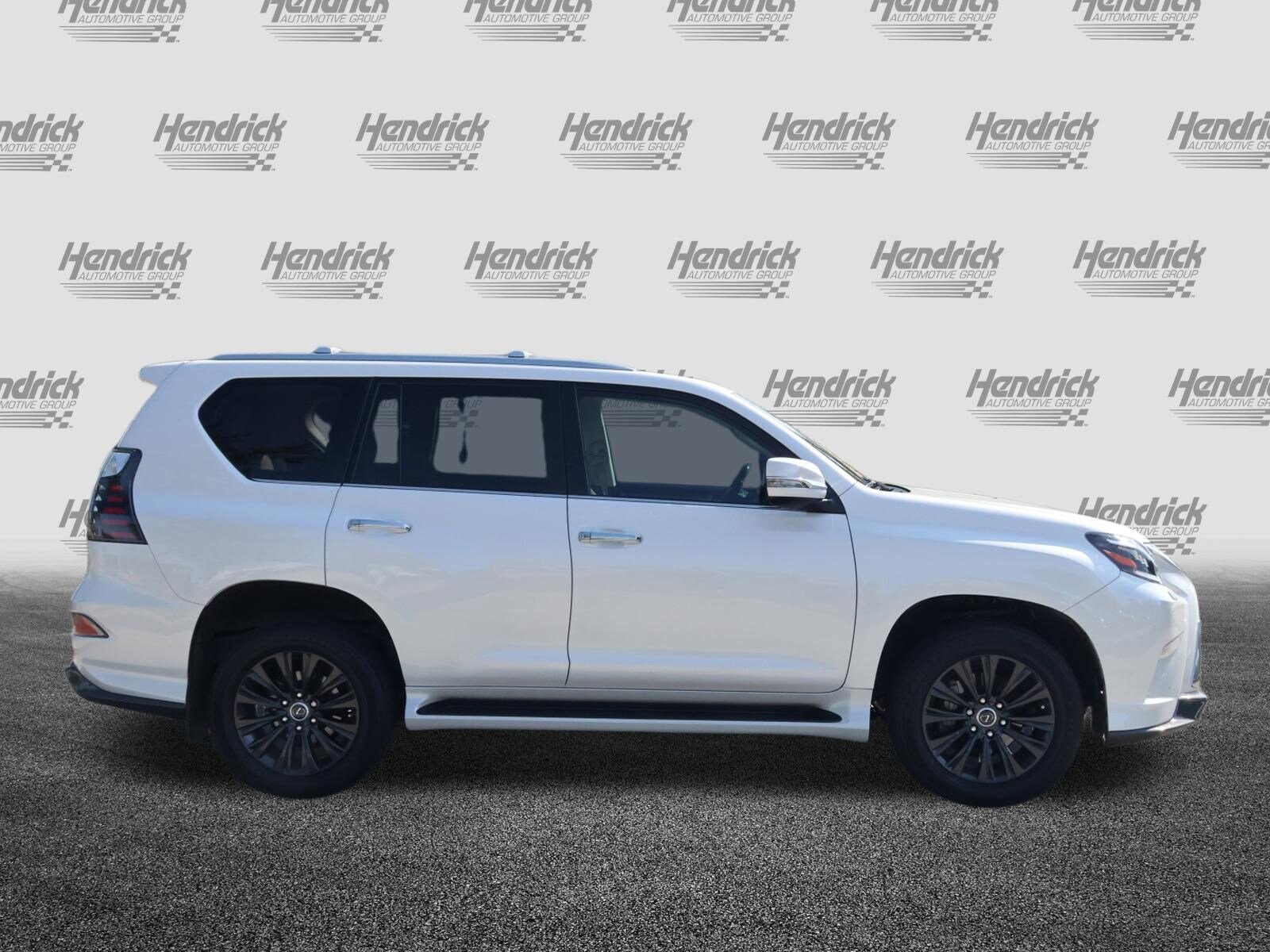 2023 LEXUS GX 460 Premium photo 3