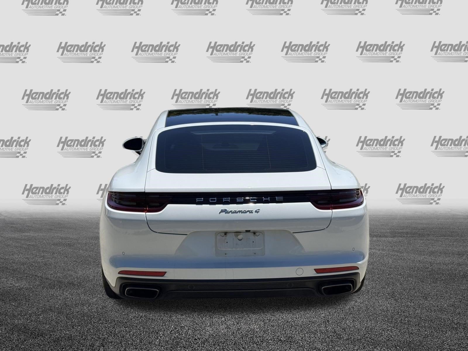 2018 Porsche Panamera 4S photo 4