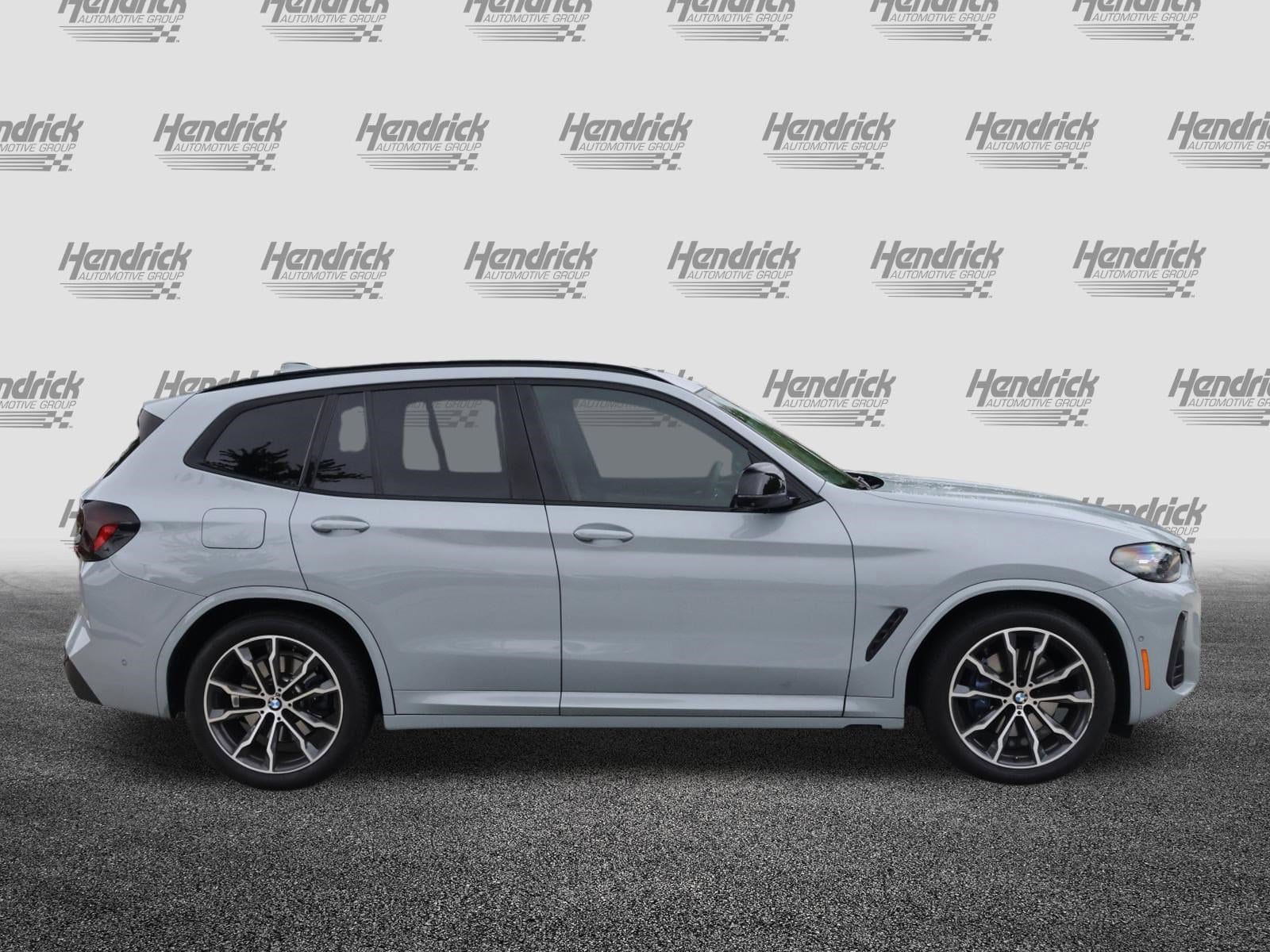 2022 BMW X3 M40i photo 3