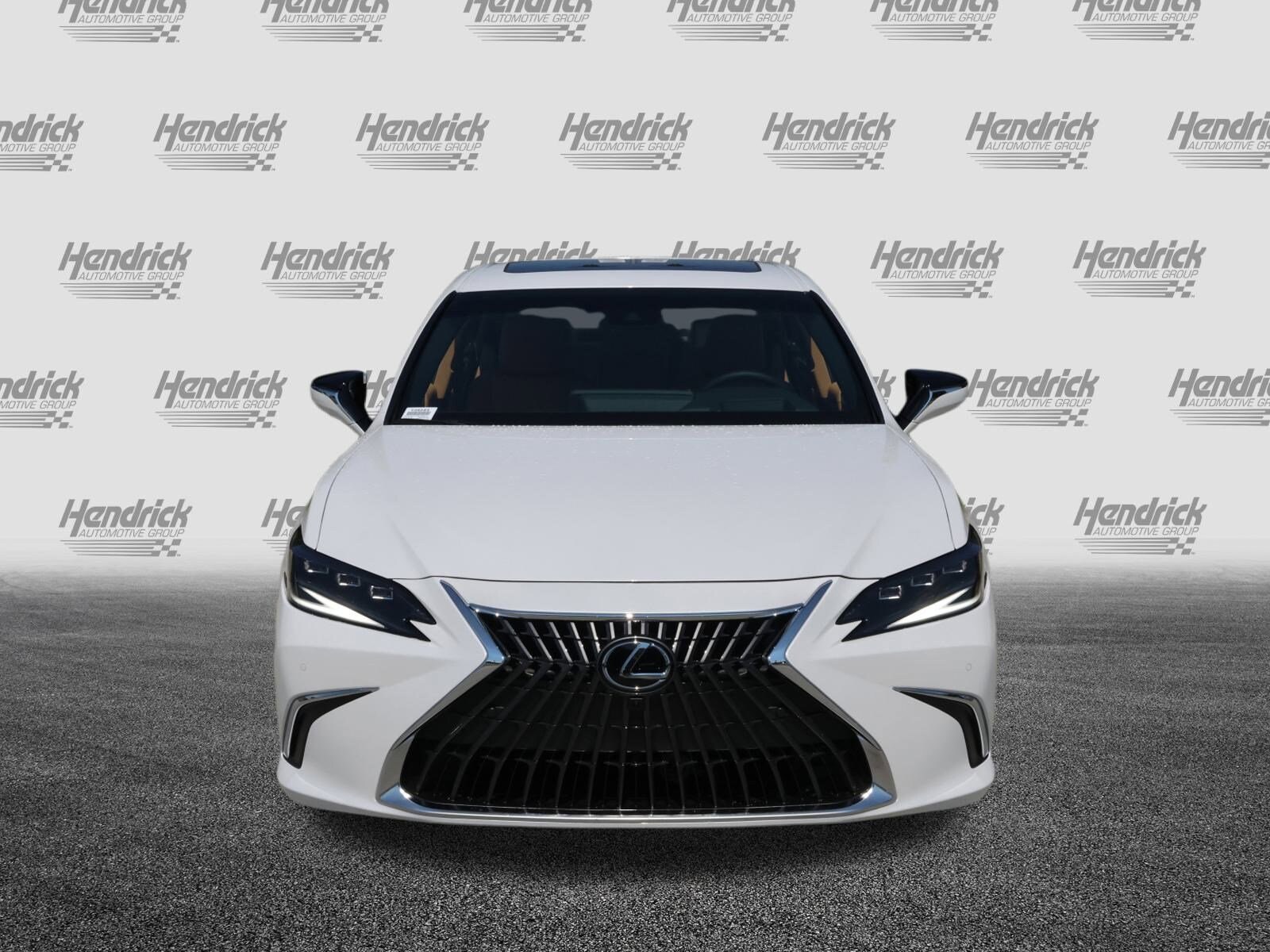 2025 Lexus ES 300h Ultra Luxury photo 2