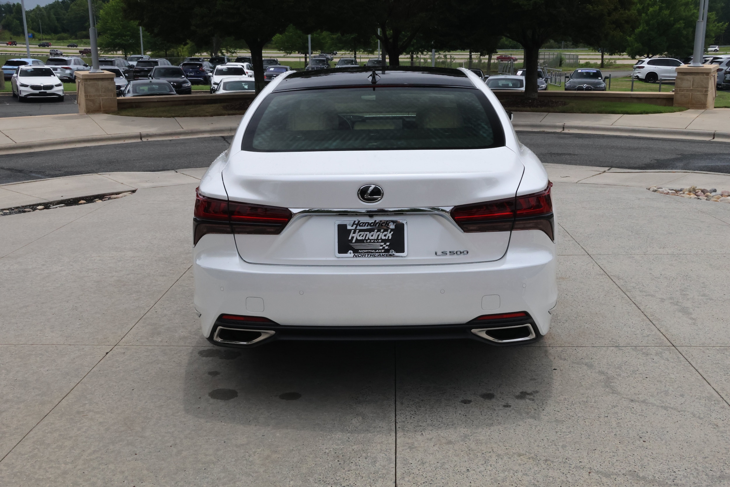 LEXUS LS 500