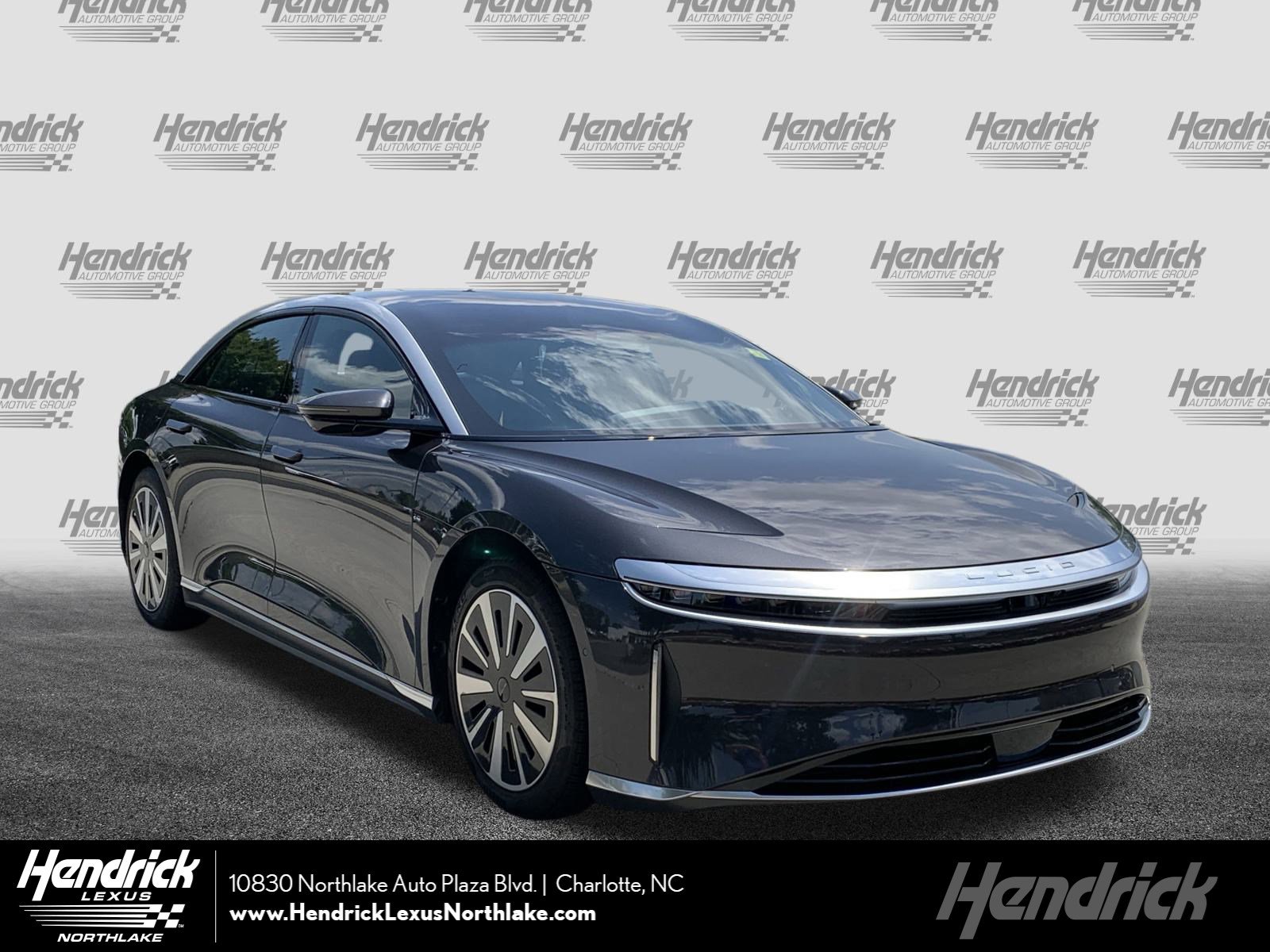 2023 Lucid Air Touring's photo