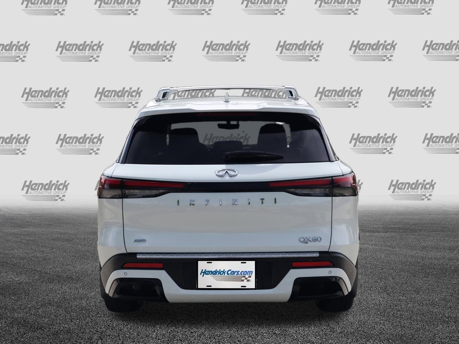 2024 INFINITI QX60 LUXE photo 5