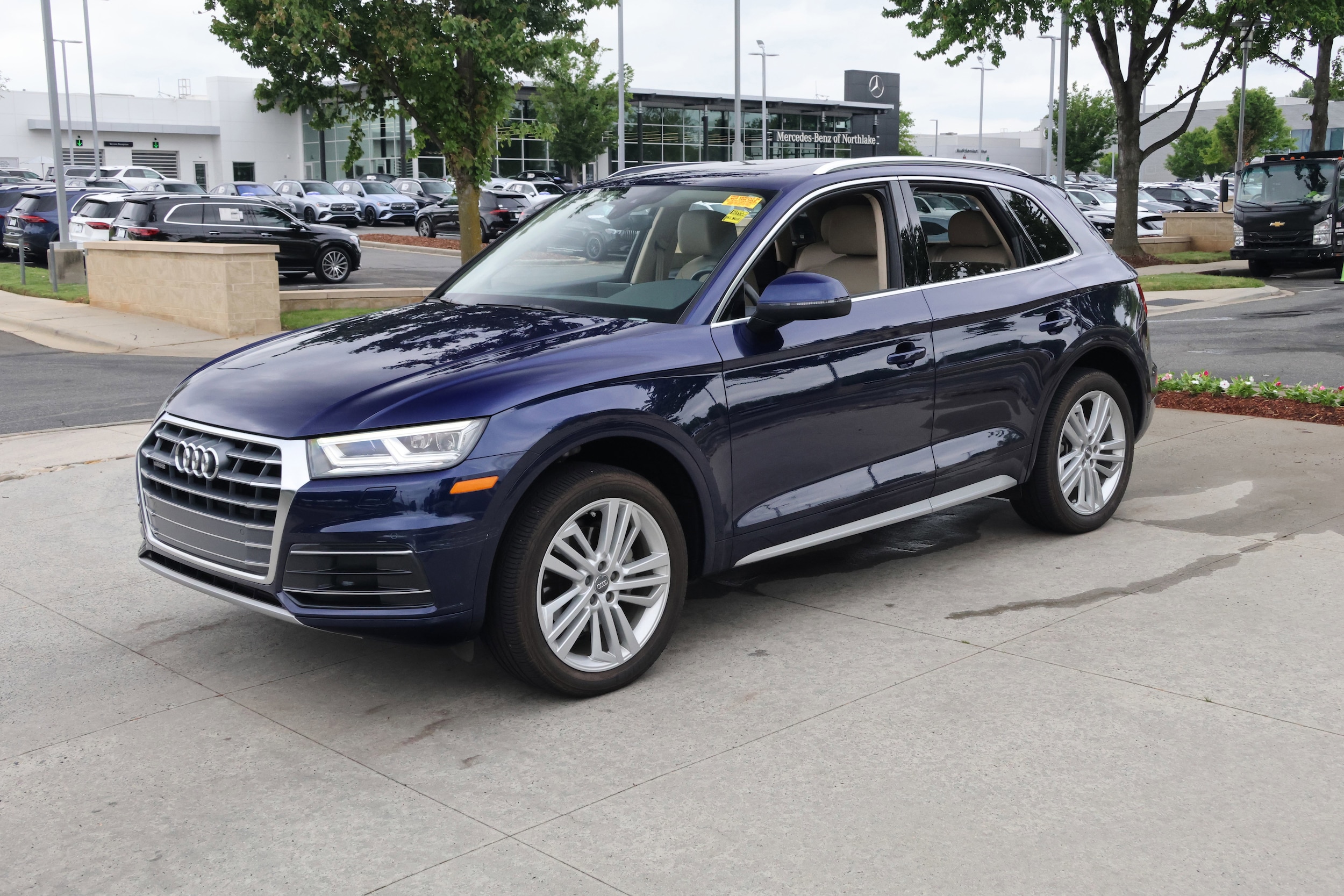2018 Audi Q5 Premium Plus photo 2
